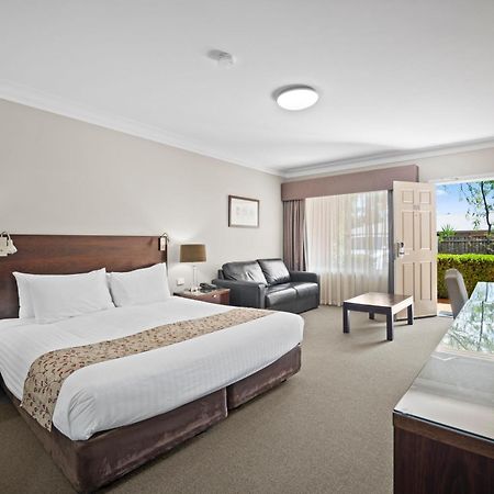 Carlyle Suites & Apartments Wagga Wagga Exterior photo