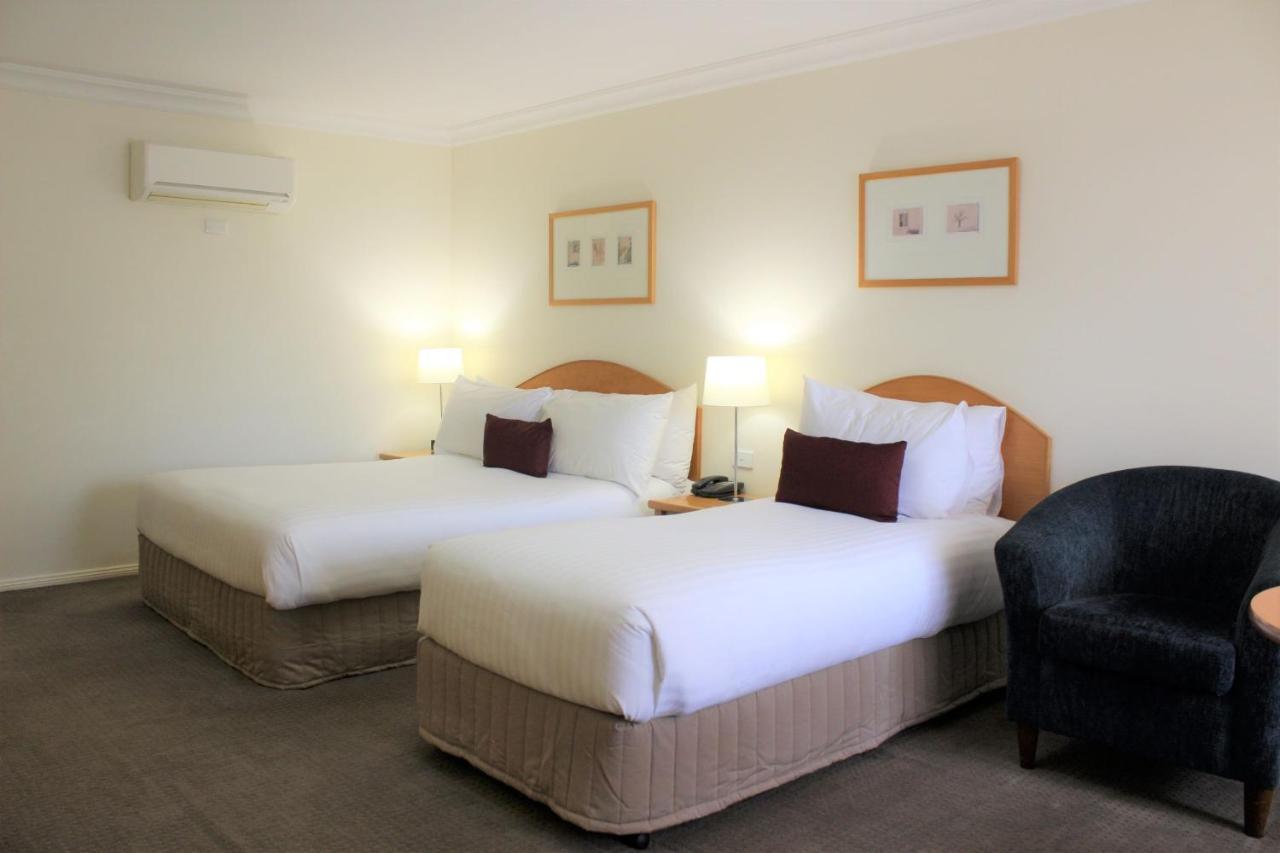 Carlyle Suites & Apartments Wagga Wagga Exterior photo